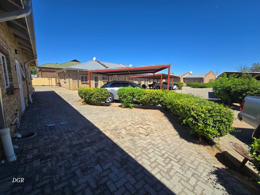 2 Bedroom Property for Sale in Diamant Park Northern Cape